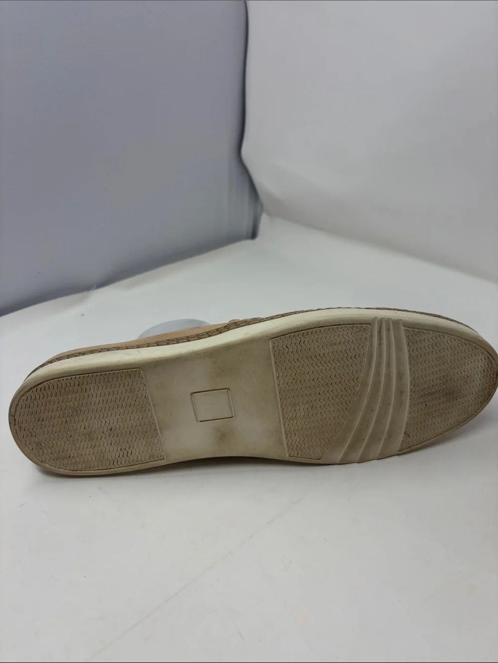 Donald J. Pliner Tan Suede Slip-On Casual Sneakers Men’s Size 9.5